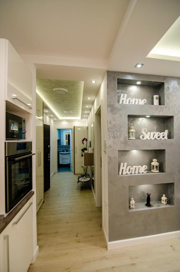 Apartman Mdb Lux ซูโบติกา ภายนอก รูปภาพ