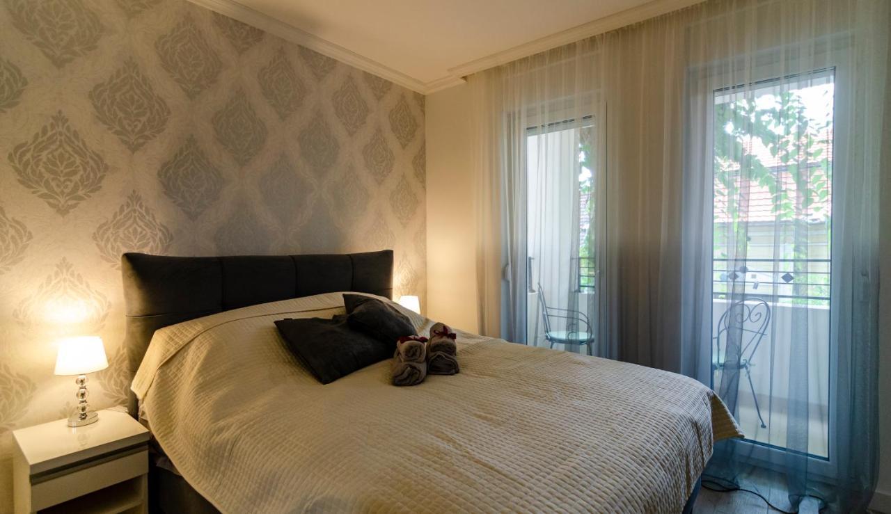 Apartman Mdb Lux ซูโบติกา ภายนอก รูปภาพ