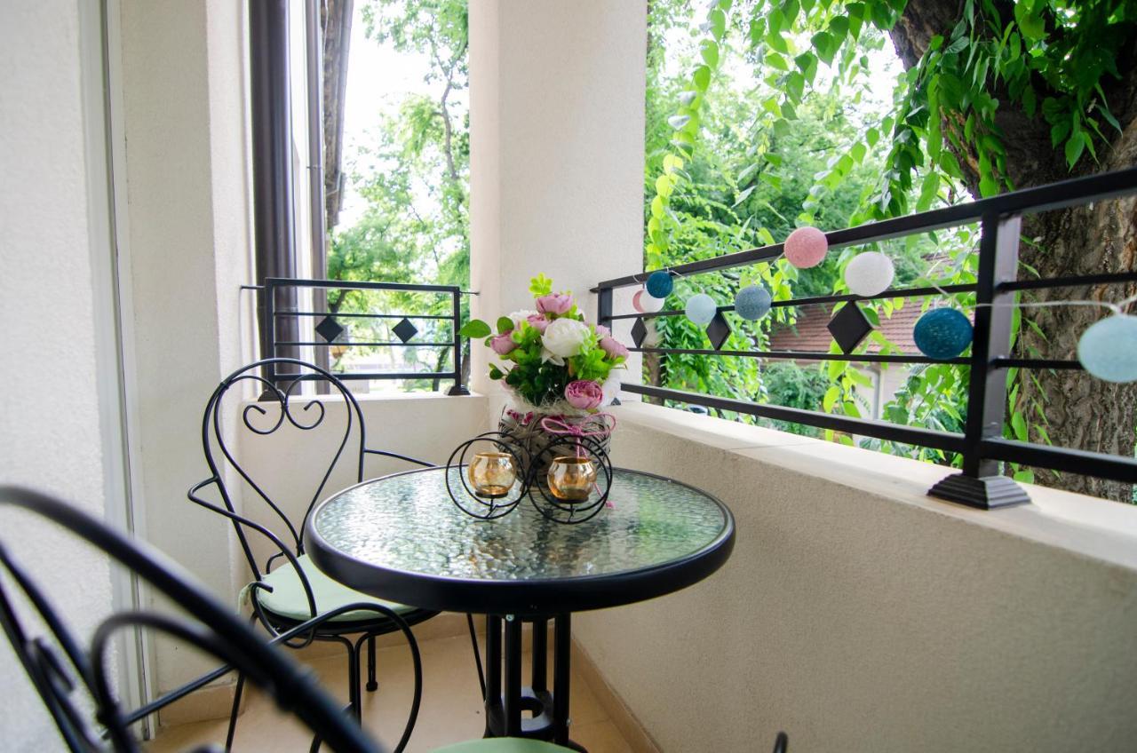 Apartman Mdb Lux ซูโบติกา ภายนอก รูปภาพ