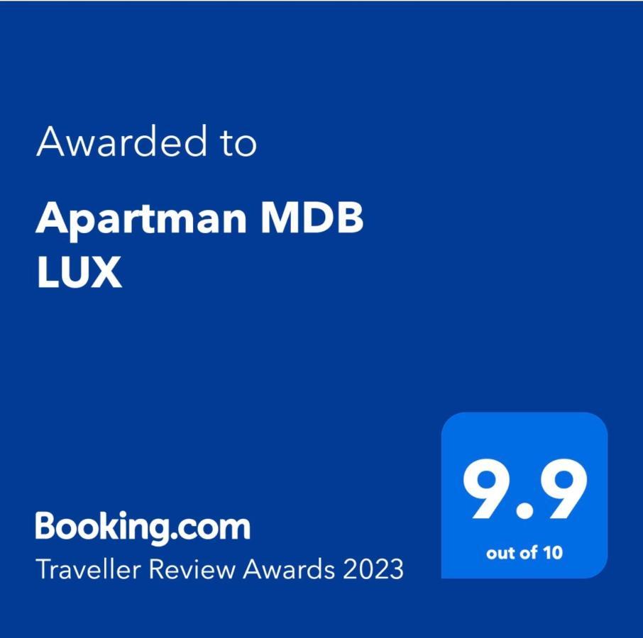 Apartman Mdb Lux ซูโบติกา ภายนอก รูปภาพ